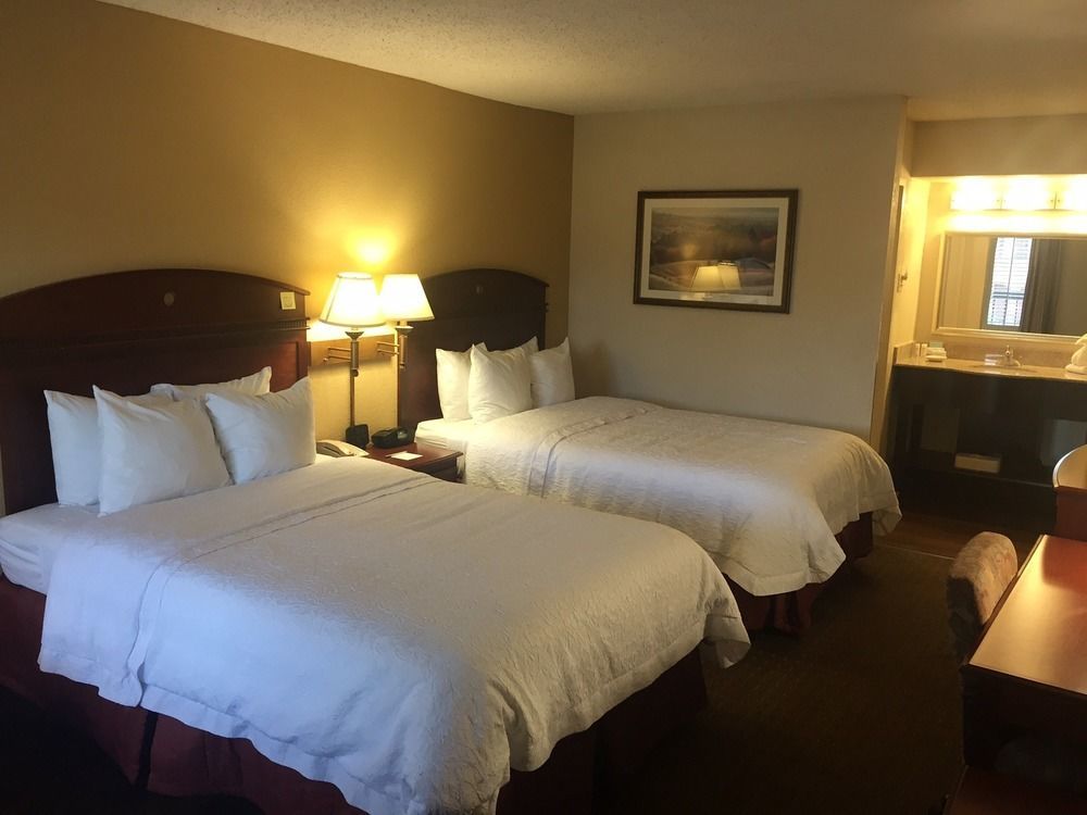 Hampton Inn Dalton Exterior photo