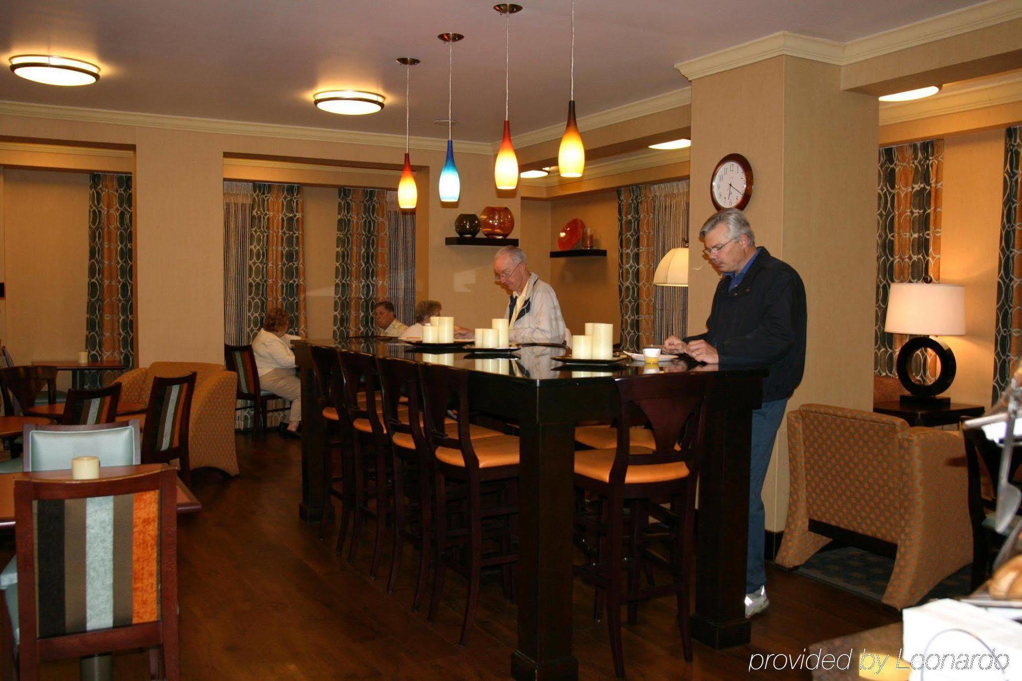 Hampton Inn Dalton Restaurant photo